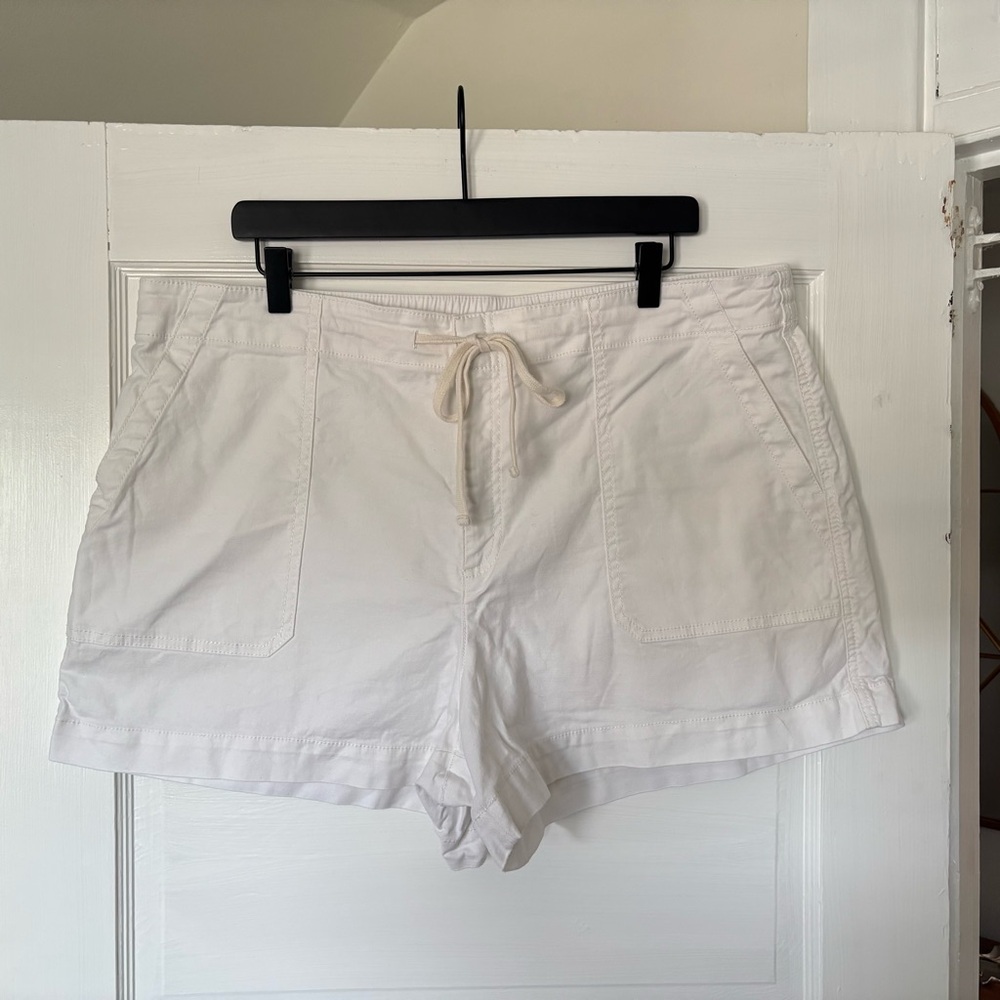 LOFT White Cotton Shorts